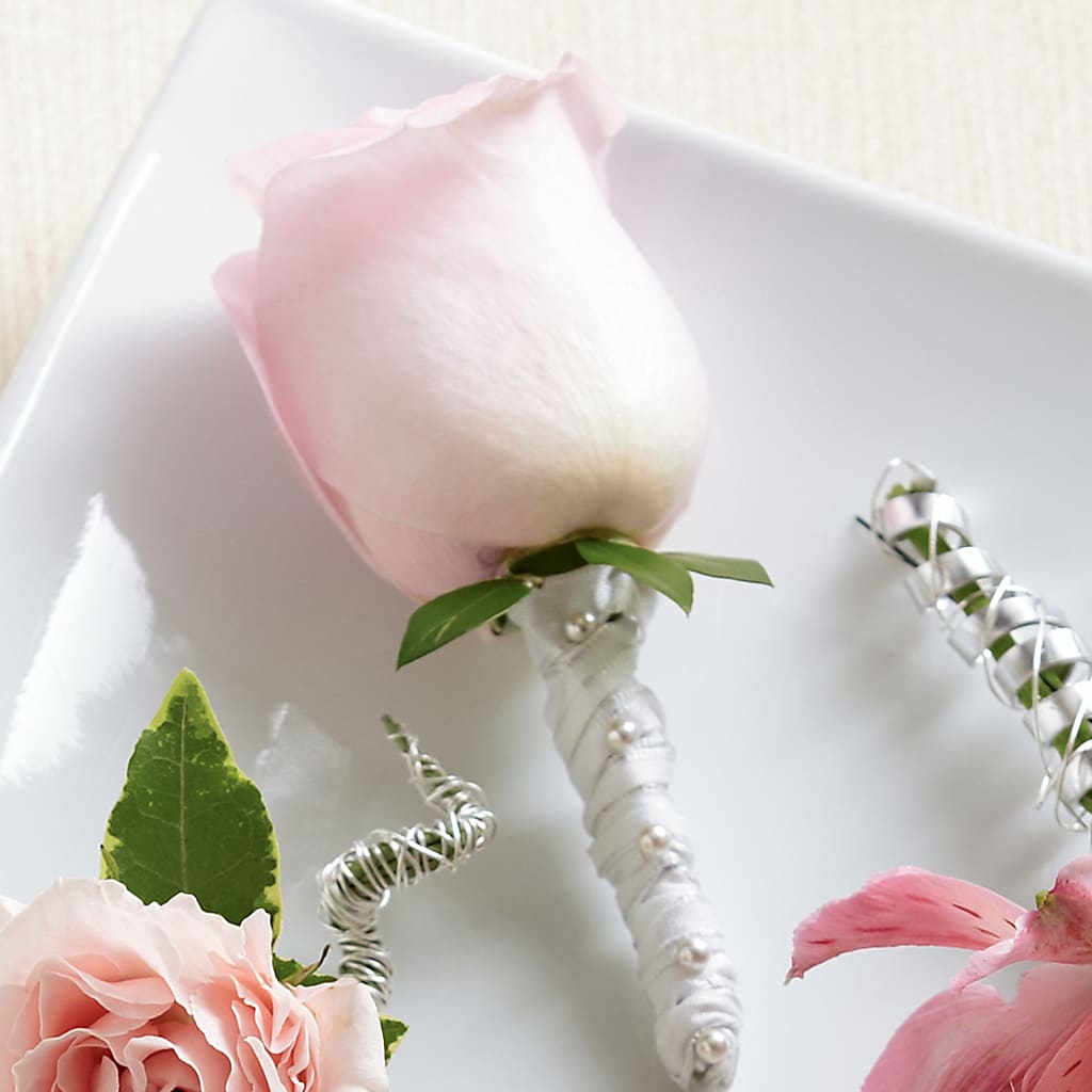 Pink Rose Boutonniere – Akd Florist, Santa Maria CA