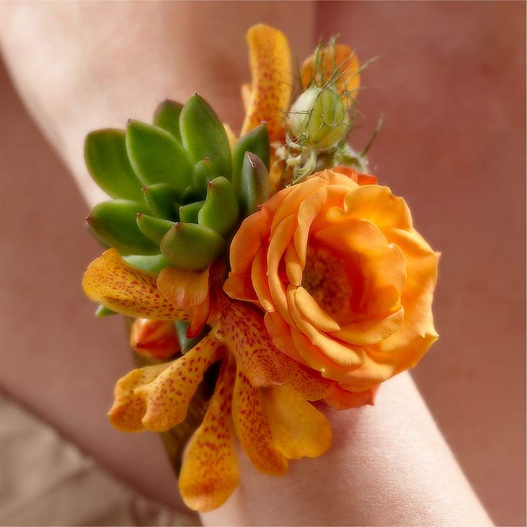 Irresistible Love Wrist Corsage – Akd Florist, Santa Maria CA