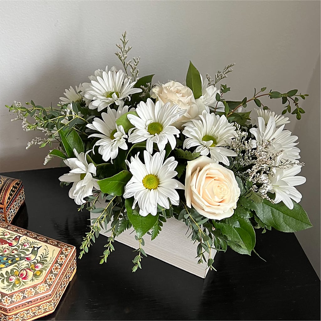 Fresh Linen Box Bouquet –  Akd Florist, Santa Maria CA