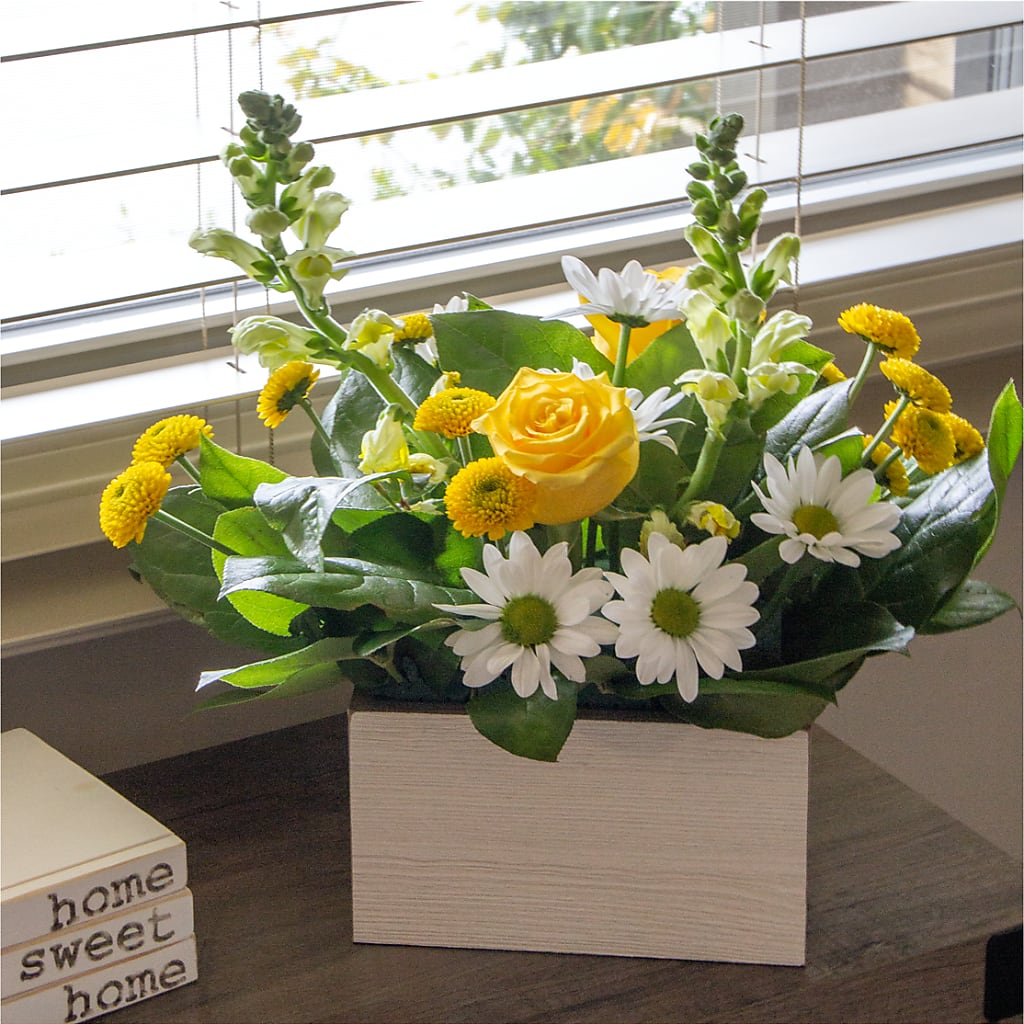 Sun Salutation Box Bouquet –  Akd Florist, Santa Maria CA