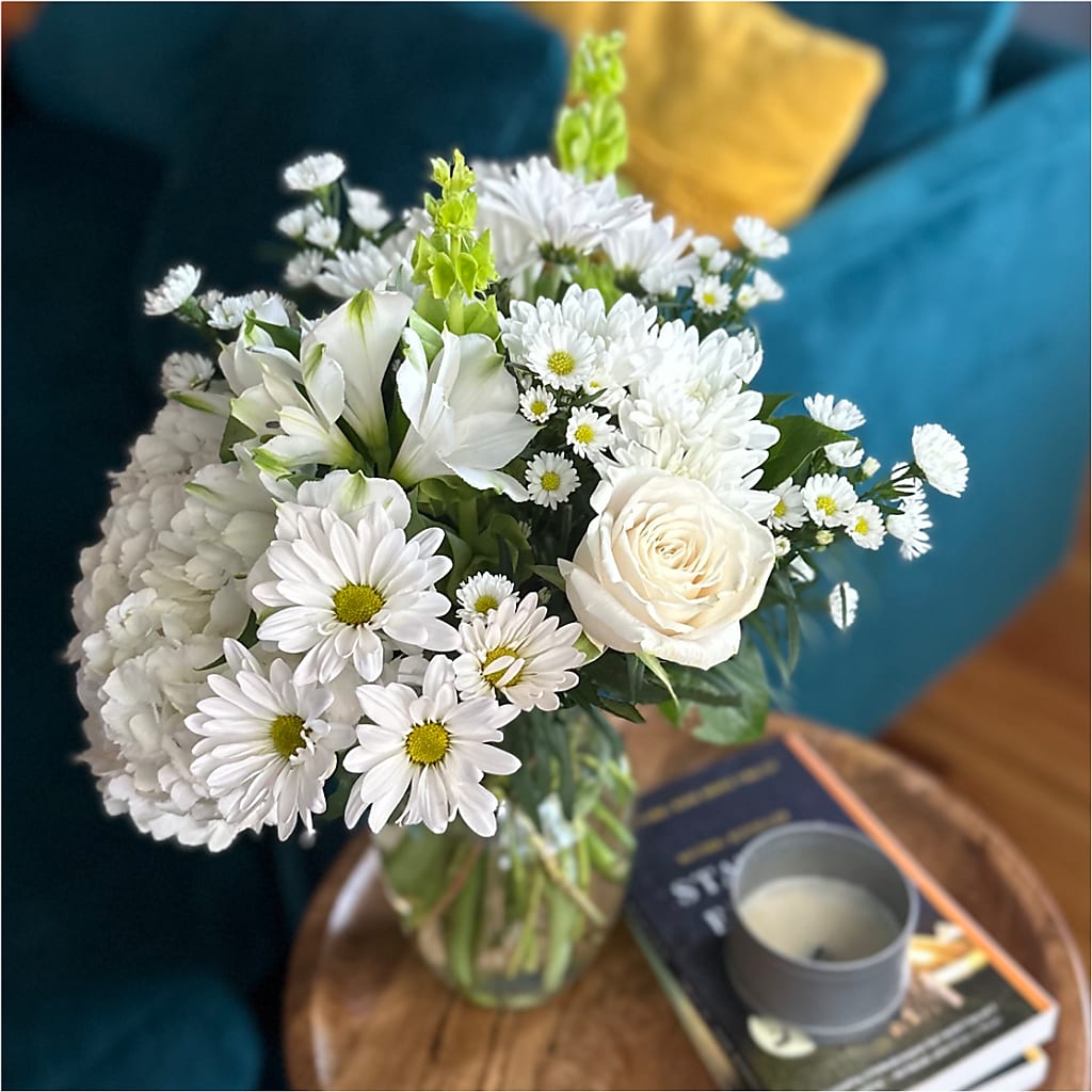 Classic Ivory – A Florist Original –  Akd Florist, Santa Maria CA